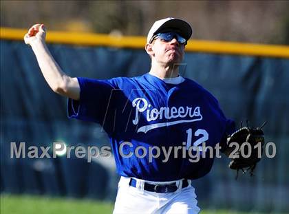 Thumbnail 2 in Lampeter-Strasburg @ Penn Manor photogallery.