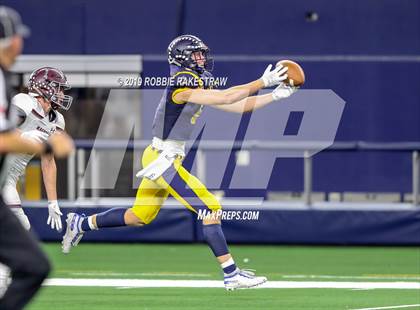 Thumbnail 3 in Magnolia vs. Highland Park (UIL 5A Division 1 Region 2 Area Playoff) photogallery.