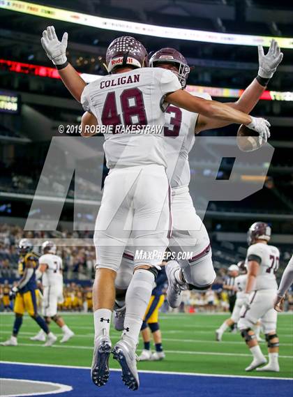 Thumbnail 1 in Magnolia vs. Highland Park (UIL 5A Division 1 Region 2 Area Playoff) photogallery.