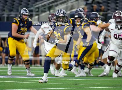 Thumbnail 3 in Magnolia vs. Highland Park (UIL 5A Division 1 Region 2 Area Playoff) photogallery.