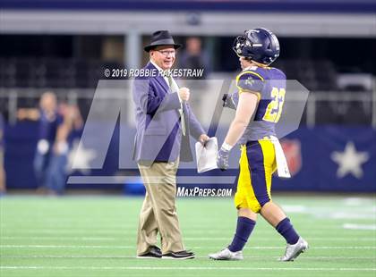 Thumbnail 1 in Magnolia vs. Highland Park (UIL 5A Division 1 Region 2 Area Playoff) photogallery.
