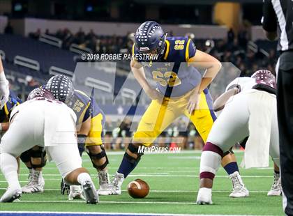 Thumbnail 1 in Magnolia vs. Highland Park (UIL 5A Division 1 Region 2 Area Playoff) photogallery.