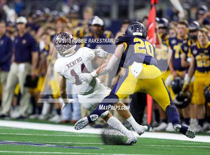 Thumbnail 3 in Magnolia vs. Highland Park (UIL 5A Division 1 Region 2 Area Playoff) photogallery.