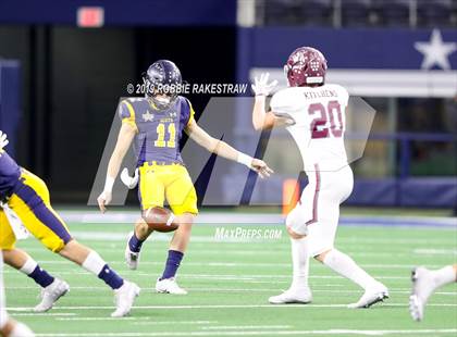 Thumbnail 2 in Magnolia vs. Highland Park (UIL 5A Division 1 Region 2 Area Playoff) photogallery.