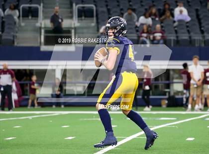 Thumbnail 2 in Magnolia vs. Highland Park (UIL 5A Division 1 Region 2 Area Playoff) photogallery.