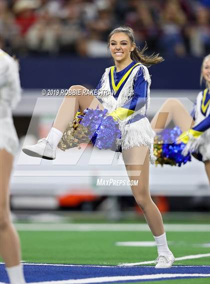 Thumbnail 3 in Magnolia vs. Highland Park (UIL 5A Division 1 Region 2 Area Playoff) photogallery.
