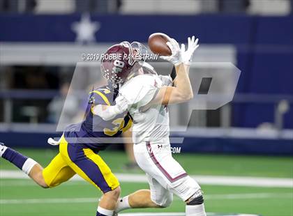 Thumbnail 2 in Magnolia vs. Highland Park (UIL 5A Division 1 Region 2 Area Playoff) photogallery.