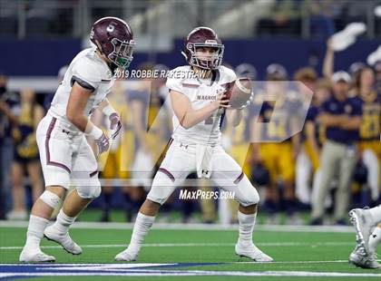 Thumbnail 2 in Magnolia vs. Highland Park (UIL 5A Division 1 Region 2 Area Playoff) photogallery.