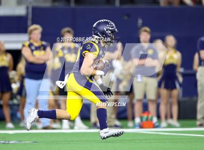 Thumbnail 2 in Magnolia vs. Highland Park (UIL 5A Division 1 Region 2 Area Playoff) photogallery.