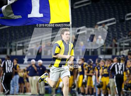 Thumbnail 1 in Magnolia vs. Highland Park (UIL 5A Division 1 Region 2 Area Playoff) photogallery.