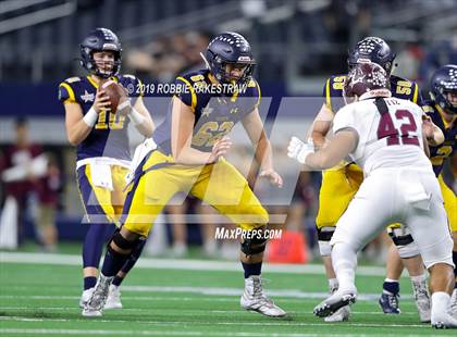 Thumbnail 3 in Magnolia vs. Highland Park (UIL 5A Division 1 Region 2 Area Playoff) photogallery.