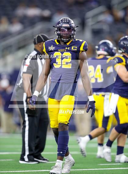 Thumbnail 1 in Magnolia vs. Highland Park (UIL 5A Division 1 Region 2 Area Playoff) photogallery.