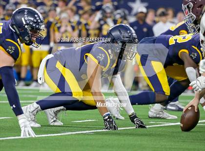 Thumbnail 1 in Magnolia vs. Highland Park (UIL 5A Division 1 Region 2 Area Playoff) photogallery.