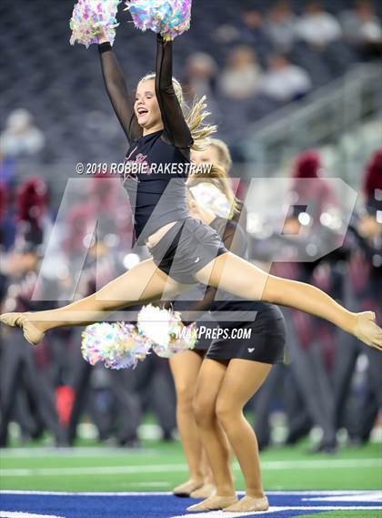 Thumbnail 2 in Magnolia vs. Highland Park (UIL 5A Division 1 Region 2 Area Playoff) photogallery.