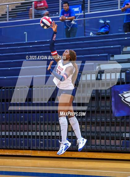 Thumbnail 2 in Allen High School vs Austin High School (Allen Texas Open - Semi Final) photogallery.