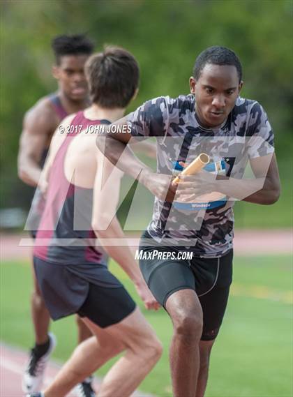 Thumbnail 1 in 50th Annual Loucks Games (Men’s 4X400 Nick Panaro Relay) photogallery.