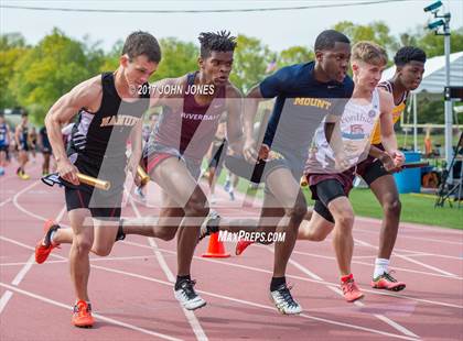 Thumbnail 2 in 50th Annual Loucks Games (Men’s 4X400 Nick Panaro Relay) photogallery.