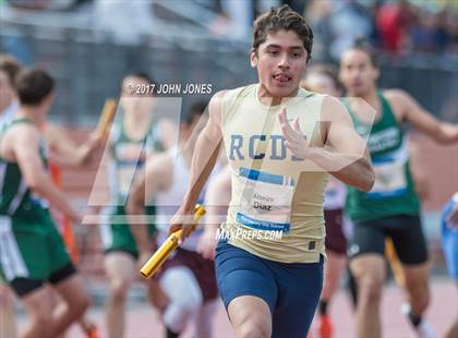 Thumbnail 1 in 50th Annual Loucks Games (Men’s 4X400 Nick Panaro Relay) photogallery.