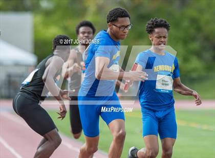 Thumbnail 2 in 50th Annual Loucks Games (Men’s 4X400 Nick Panaro Relay) photogallery.
