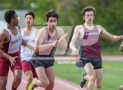 Thumbnail 1 in 50th Annual Loucks Games (Men’s 4X400 Nick Panaro Relay) photogallery.