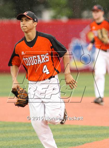 Thumbnail 3 in East vs. Shawnee Mission Northwest (KSHSAA 6A Quarterfinal) photogallery.