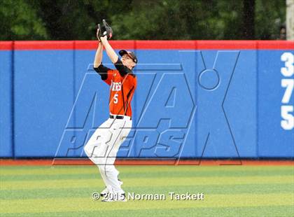 Thumbnail 3 in East vs. Shawnee Mission Northwest (KSHSAA 6A Quarterfinal) photogallery.
