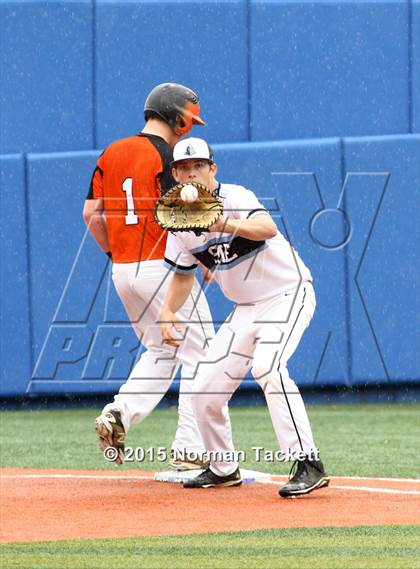 Thumbnail 1 in East vs. Shawnee Mission Northwest (KSHSAA 6A Quarterfinal) photogallery.