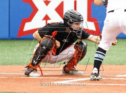 Thumbnail 3 in East vs. Shawnee Mission Northwest (KSHSAA 6A Quarterfinal) photogallery.