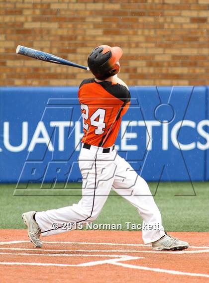 Thumbnail 1 in East vs. Shawnee Mission Northwest (KSHSAA 6A Quarterfinal) photogallery.