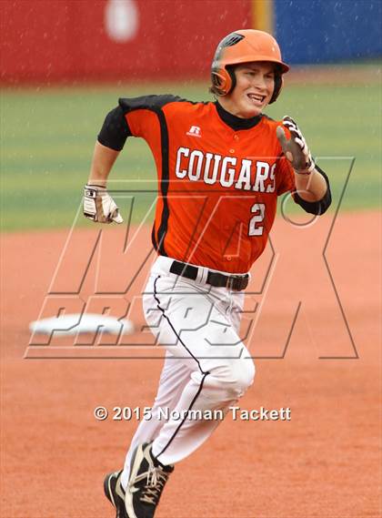 Thumbnail 3 in East vs. Shawnee Mission Northwest (KSHSAA 6A Quarterfinal) photogallery.