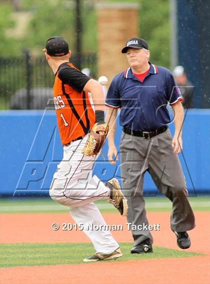 Thumbnail 1 in East vs. Shawnee Mission Northwest (KSHSAA 6A Quarterfinal) photogallery.