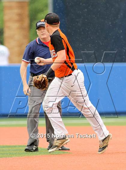 Thumbnail 3 in East vs. Shawnee Mission Northwest (KSHSAA 6A Quarterfinal) photogallery.