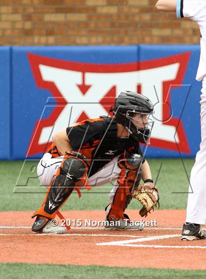 Thumbnail 1 in East vs. Shawnee Mission Northwest (KSHSAA 6A Quarterfinal) photogallery.