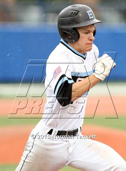 Thumbnail 1 in East vs. Shawnee Mission Northwest (KSHSAA 6A Quarterfinal) photogallery.