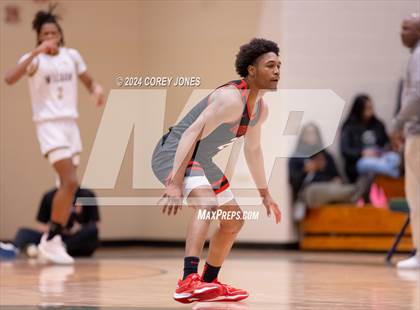 Thumbnail 1 in Dutchtown vs Wilson Academy (Grayson New Year's Classic) photogallery.