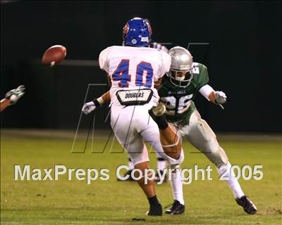 Thumbnail 1 in De La Salle vs San Leandro (Class 4A Section Final) photogallery.