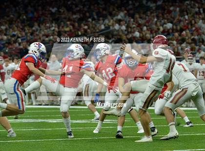 Thumbnail 2 in Brother Martin @ John Curtis Christian (LHSAA Div I Select Final) photogallery.