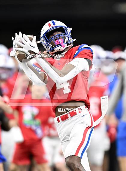 Thumbnail 3 in Brother Martin @ John Curtis Christian (LHSAA Div I Select Final) photogallery.