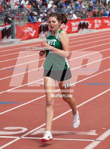 Thumbnail 2 in CHSAA 4A Championships (1600 Meter Run) photogallery.