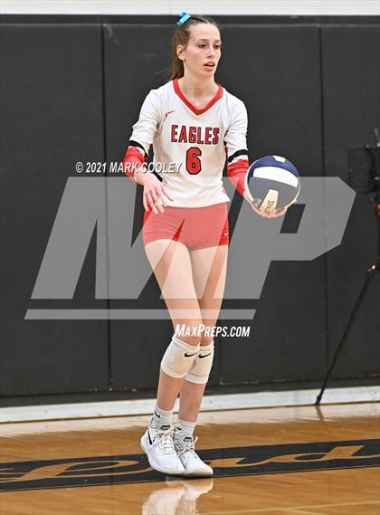 Thumbnail 3 in China Spring vs. Salado (UIL 4A Area Playoff) photogallery.