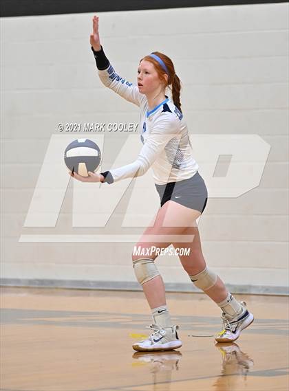 Thumbnail 3 in China Spring vs. Salado (UIL 4A Area Playoff) photogallery.