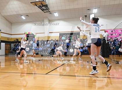 Thumbnail 2 in China Spring vs. Salado (UIL 4A Area Playoff) photogallery.
