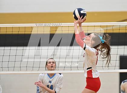 Thumbnail 1 in China Spring vs. Salado (UIL 4A Area Playoff) photogallery.