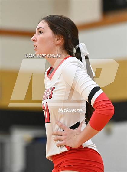 Thumbnail 3 in China Spring vs. Salado (UIL 4A Area Playoff) photogallery.