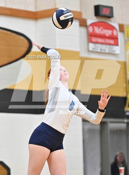 Thumbnail 1 in China Spring vs. Salado (UIL 4A Area Playoff) photogallery.