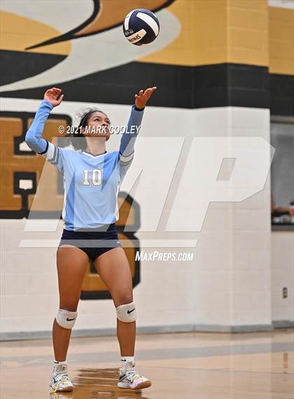 Thumbnail 2 in China Spring vs. Salado (UIL 4A Area Playoff) photogallery.