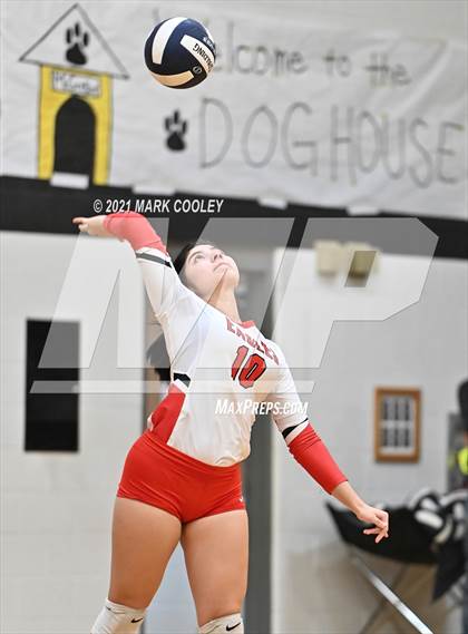 Thumbnail 1 in China Spring vs. Salado (UIL 4A Area Playoff) photogallery.
