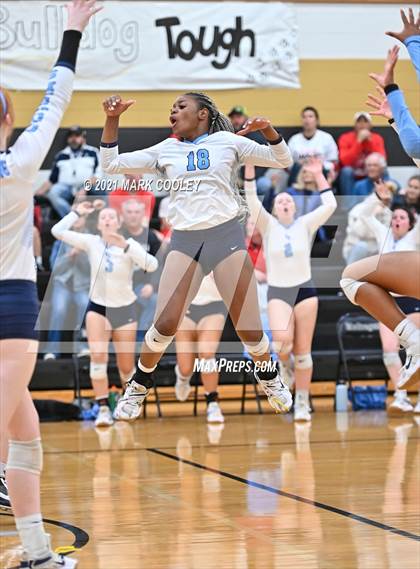 Thumbnail 2 in China Spring vs. Salado (UIL 4A Area Playoff) photogallery.