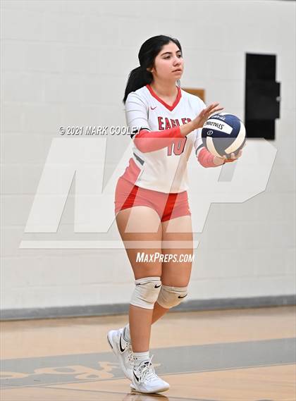 Thumbnail 1 in China Spring vs. Salado (UIL 4A Area Playoff) photogallery.