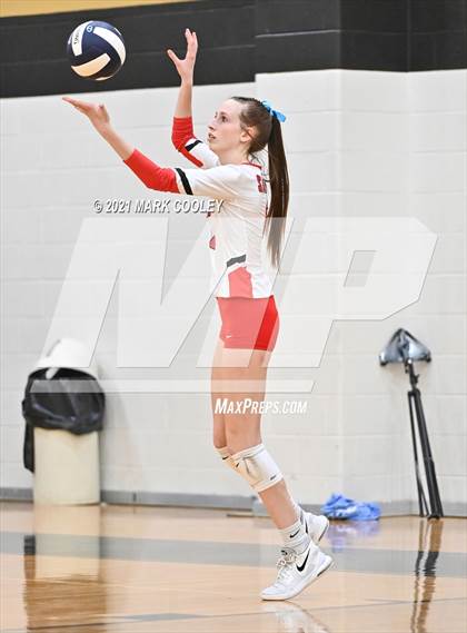 Thumbnail 3 in China Spring vs. Salado (UIL 4A Area Playoff) photogallery.